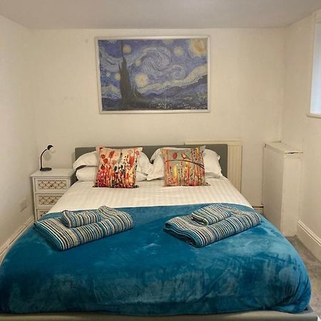 Garden Flat In The Heart Of Southsea Apartamento Portsmouth Exterior foto