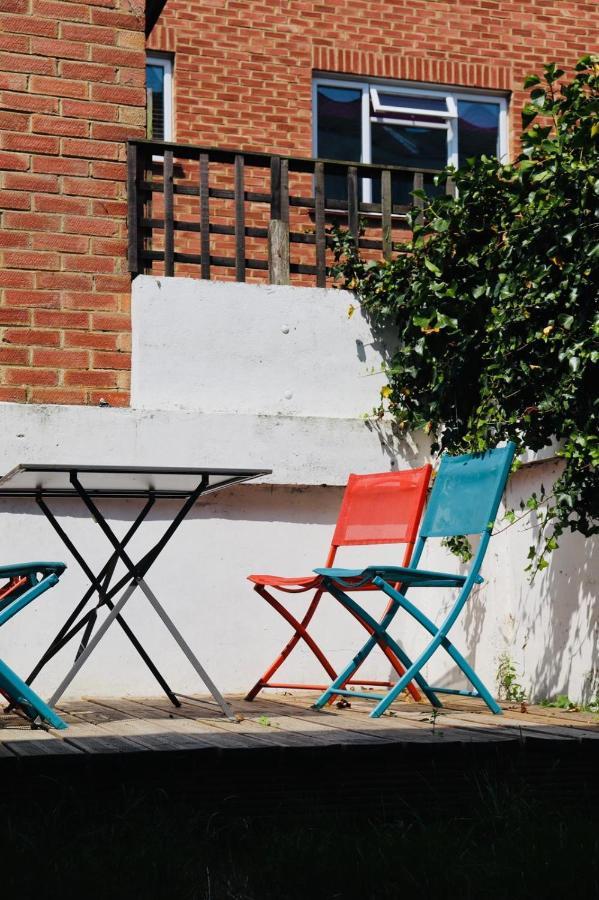 Garden Flat In The Heart Of Southsea Apartamento Portsmouth Exterior foto
